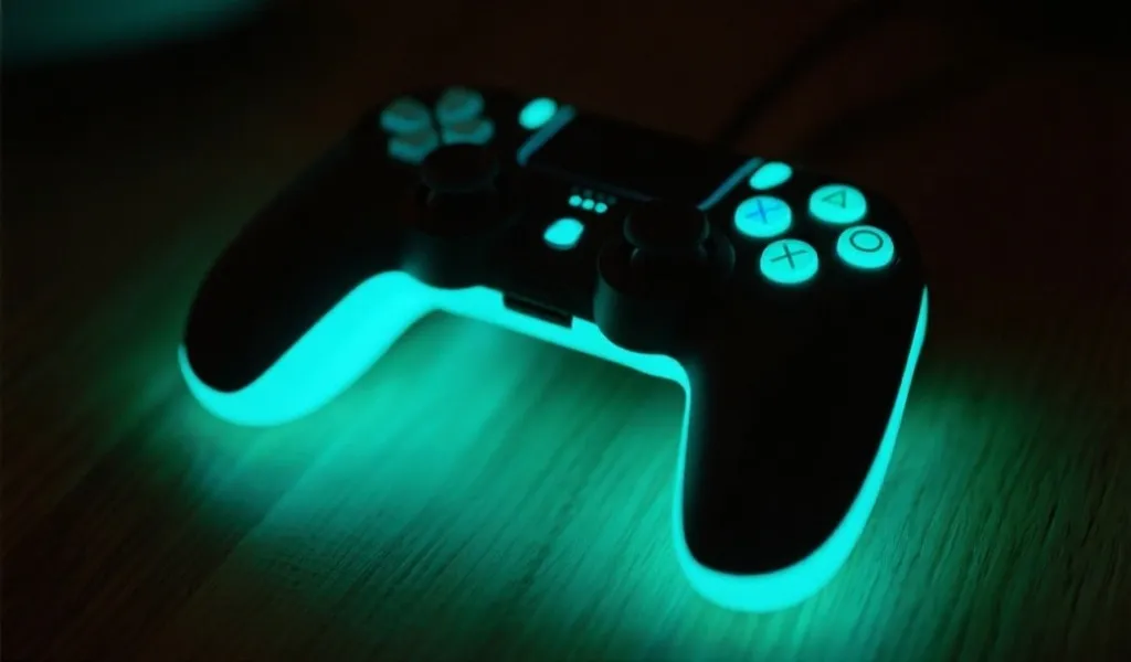 游戏周记：主机争霸新篇章，PS与Xbox的激情碰撞